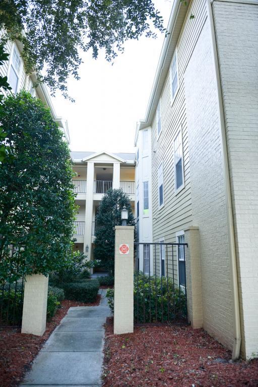 Building Photo - 416 Summit Ridge Pl