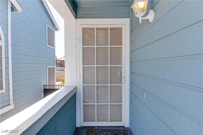 Building Photo - 5037 Souza Dr