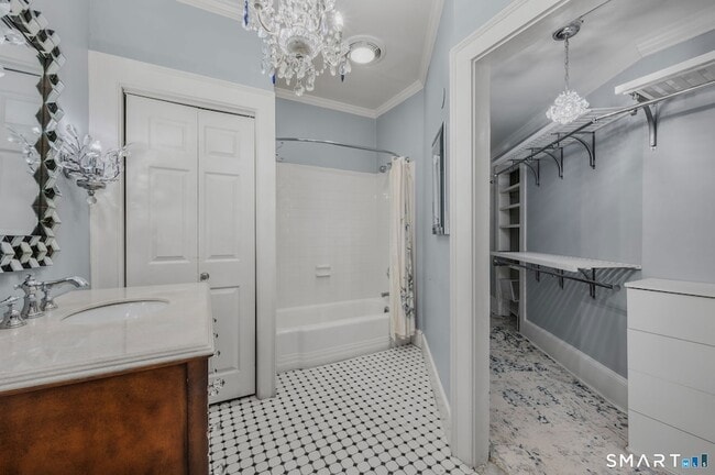 Building Photo - 9 Lyme St