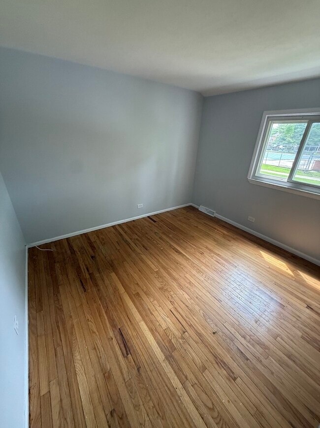 Building Photo - 4014 Euclid Ln