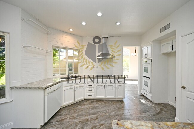 Building Photo - 21678 Eastmere Ln