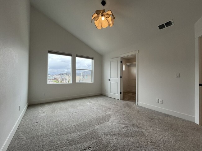 Building Photo - Modern 2022-Built 3-Bedroom Home with Open Layout, Entertainer’s Kitchen. Near Parks & Playgrounds