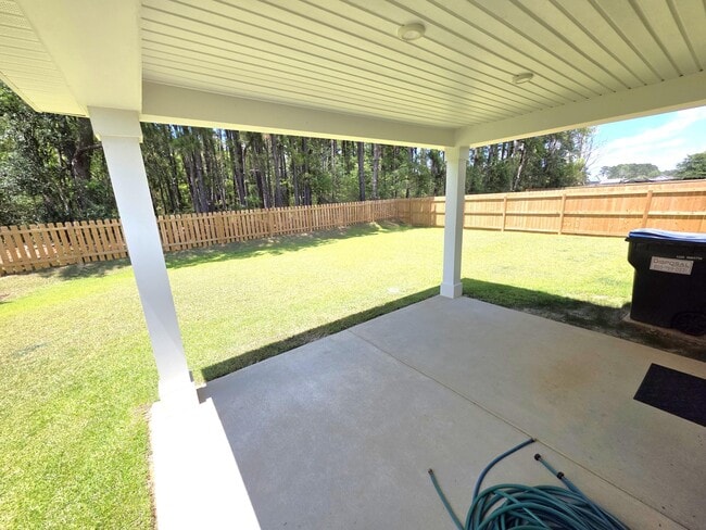 Building Photo - 716 Sinker Lane