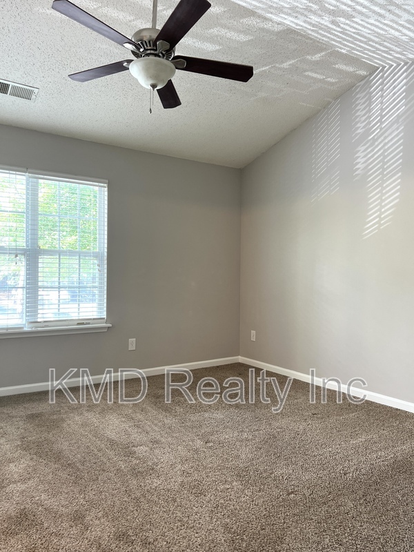 Building Photo - 17053 Turning Stick Ct