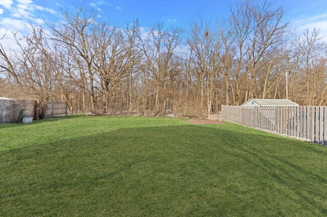 Building Photo - 1223 S Elder Ln