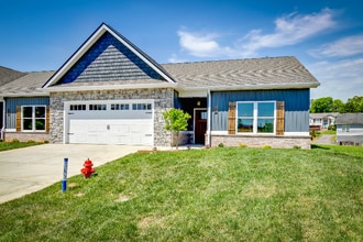 Building Photo - 606 Bittersweet Trl