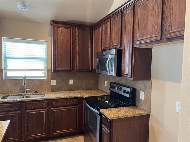 Building Photo - 6333 Spring Ranch Dr