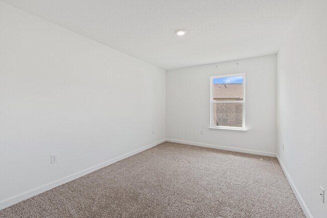 Building Photo - 439 Sweet Blossom Bend