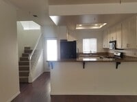 Building Photo - Condo - Two Story Islay Point Villas