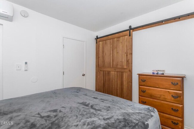 Building Photo - 355 S Los Robles Ave