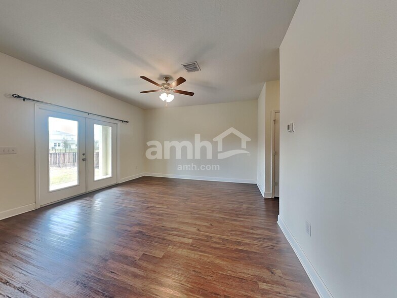 Building Photo - 2108 Saffron Walden Dr