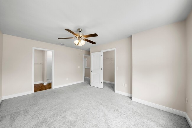 Building Photo - 5980 Callaway Cir