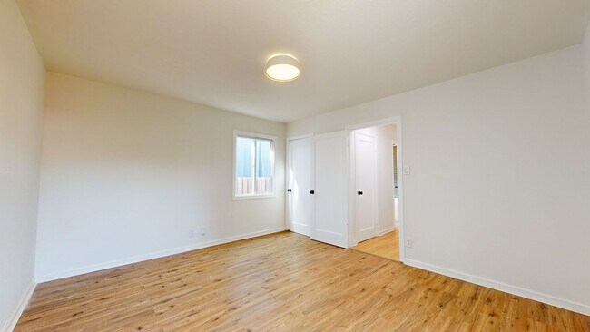 Building Photo - Mid-Century Home Available in the Richmond...