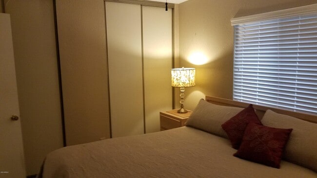 Building Photo - 1861 Montana Vista