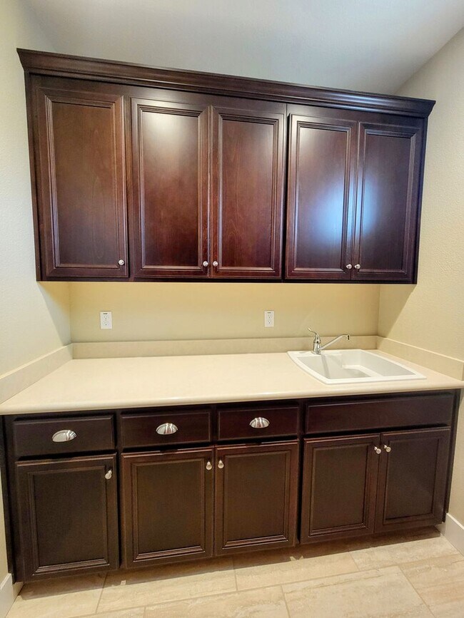 Building Photo - Move-In Special: Get $2,000 Off Your Secur...