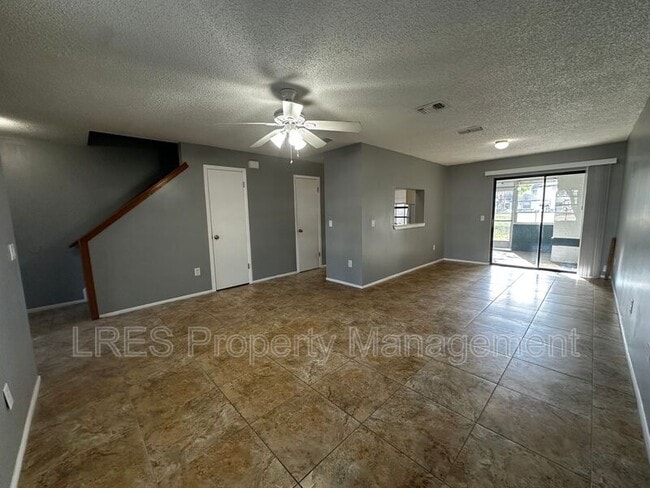 Building Photo - 2706 Graduate Ct