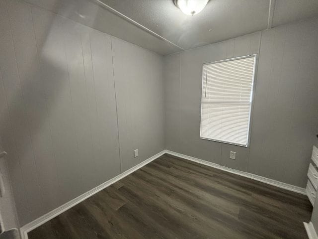 Building Photo - 2850 New Tampa Hwy