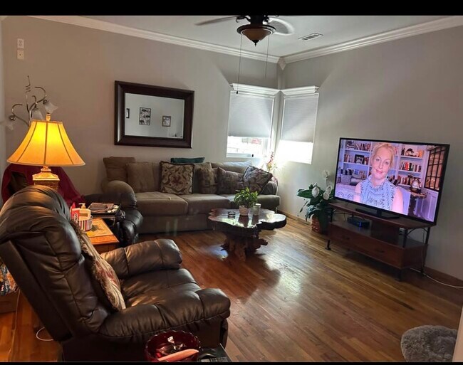 Building Photo - 7 Ulverston Dr