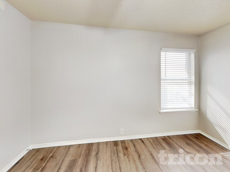 Building Photo - 821 Stafford Station Dr