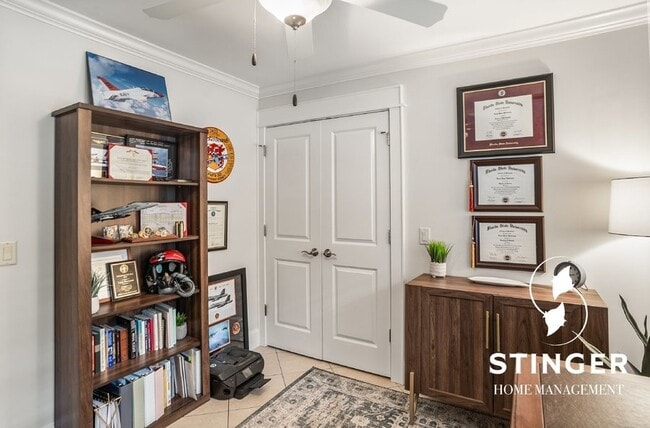 Building Photo - 150 Brickyard Point Rd S