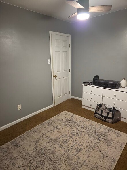 Building Photo - 2921 Mistwood Forest Dr