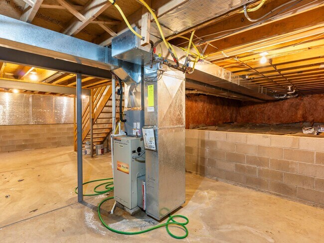 Building Photo - 7741 Sherridon Dr