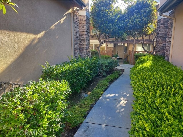 Building Photo - 17811 Cottonwood Ct