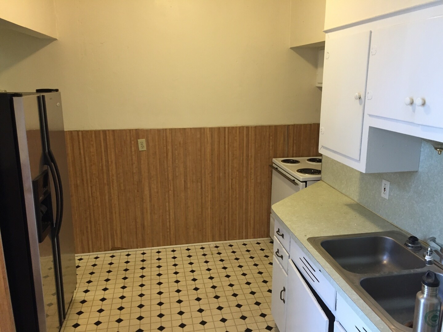 Building Photo - 8007-8015-8015 N Denver Ave