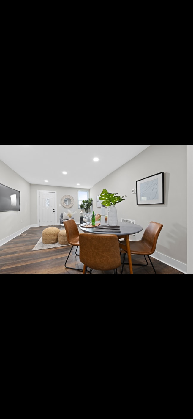 Building Photo - 1510 Ramsay St