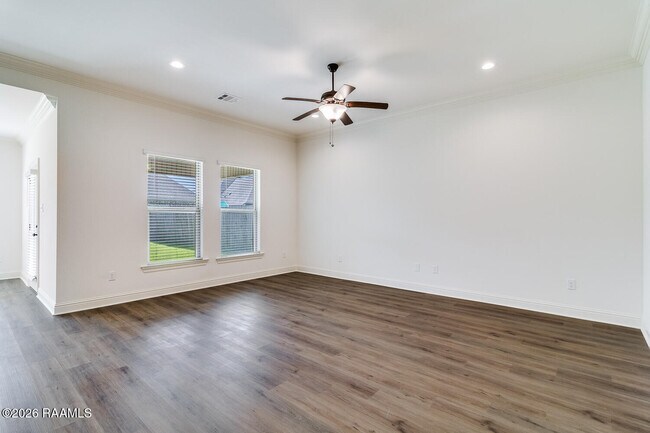 Building Photo - 209 Mintmere Ln