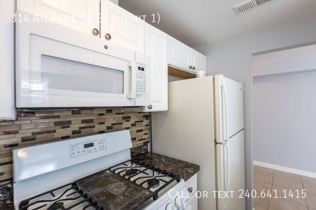 Building Photo - 314 Atlantic St SE