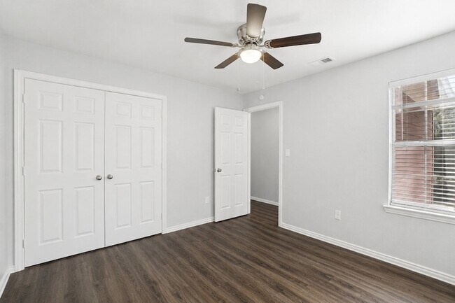 Building Photo - 4021 Preferred Pl