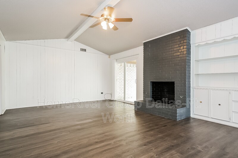 Building Photo - 8258 Westrock Dr
