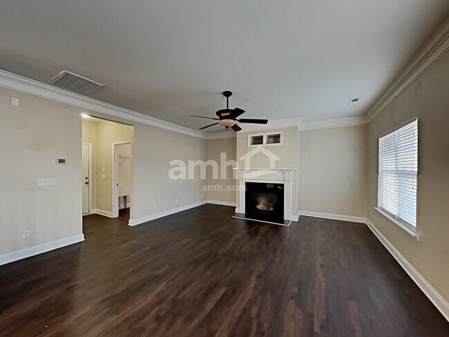 Building Photo - 1010 Semmes Ln