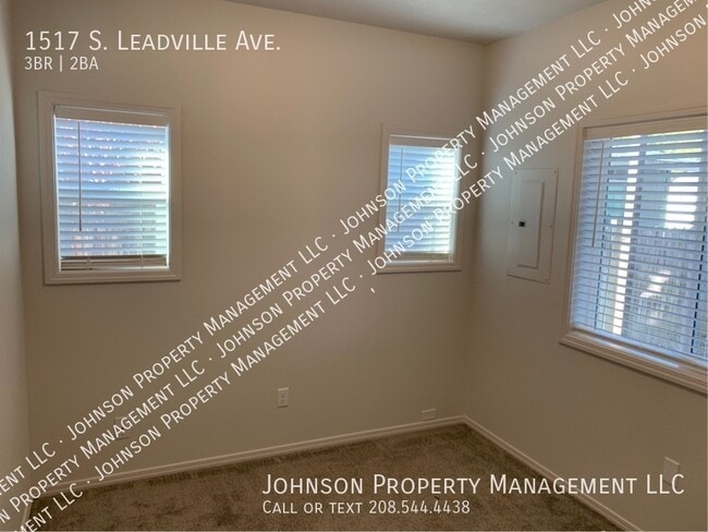 Building Photo - 1517 S Leadville Ave