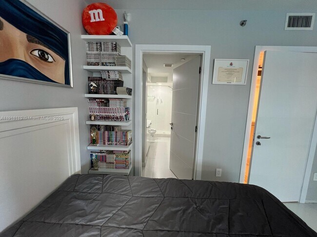 Building Photo - 55 SE 6th St