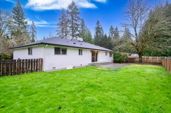 Building Photo - 11641 204th Ave NE