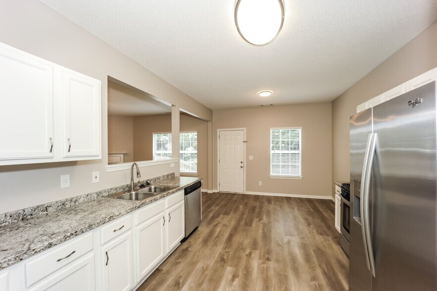 Building Photo - 218 Southwind Ln