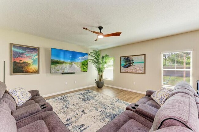 Building Photo - Beautiful Home For Rent In Crosswind Point!