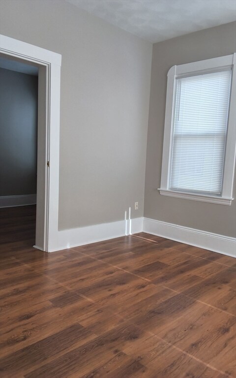 Building Photo - 98 County St