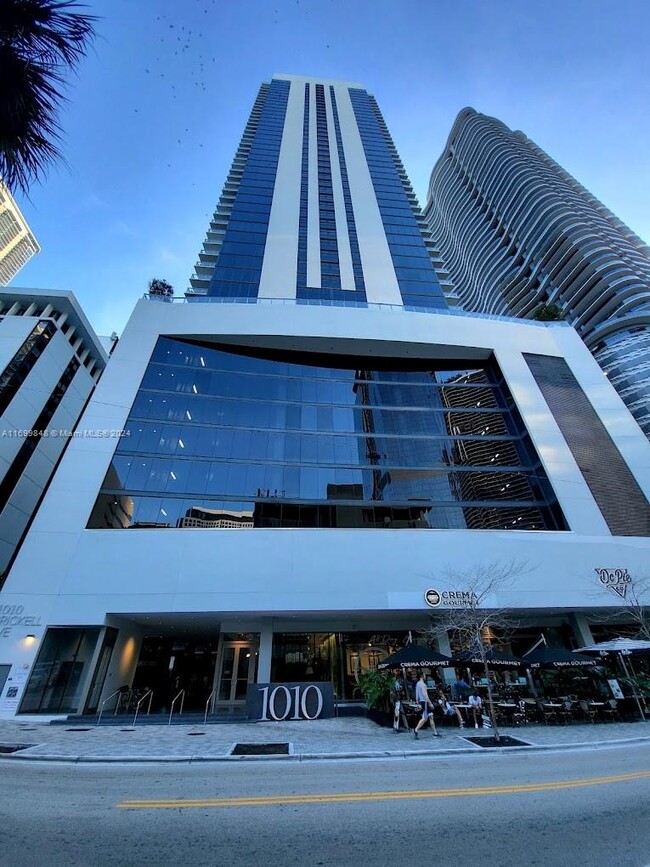 Building Photo - 1010 Brickell Ave