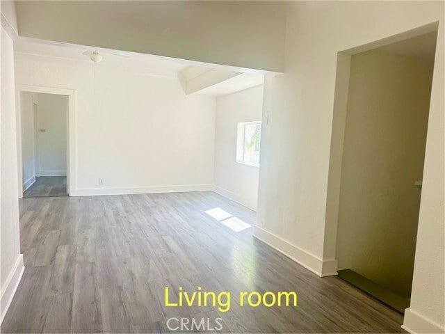 Building Photo - 206 W 52nd Pl