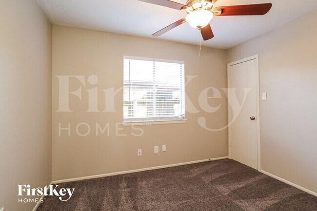 Building Photo - 4831 Tealgate Dr