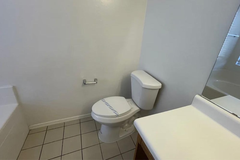 Building Photo - 1815 N 120th Dr