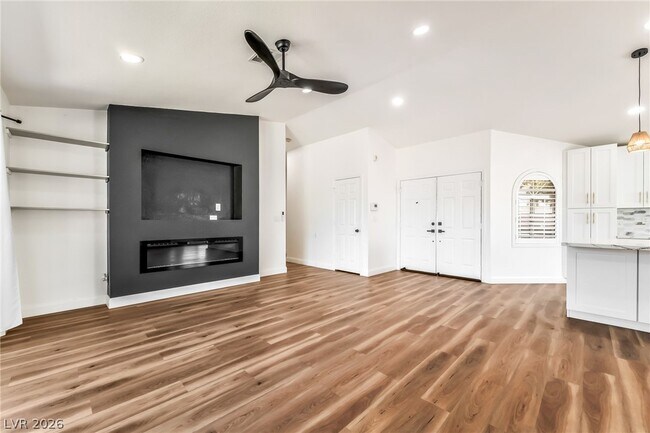 Building Photo - 130 Weatherstone Dr