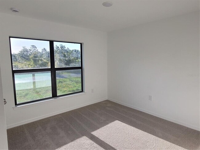 Building Photo - 6305 Shaw St