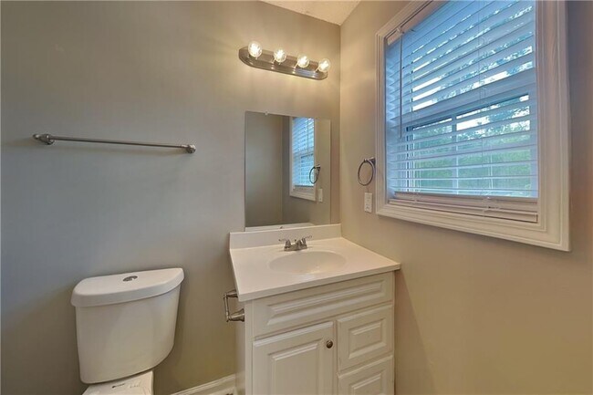 Building Photo - 2701 Winky Bluff