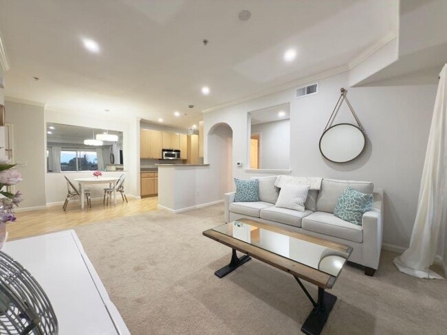 Building Photo - 801 S Winchester Blvd