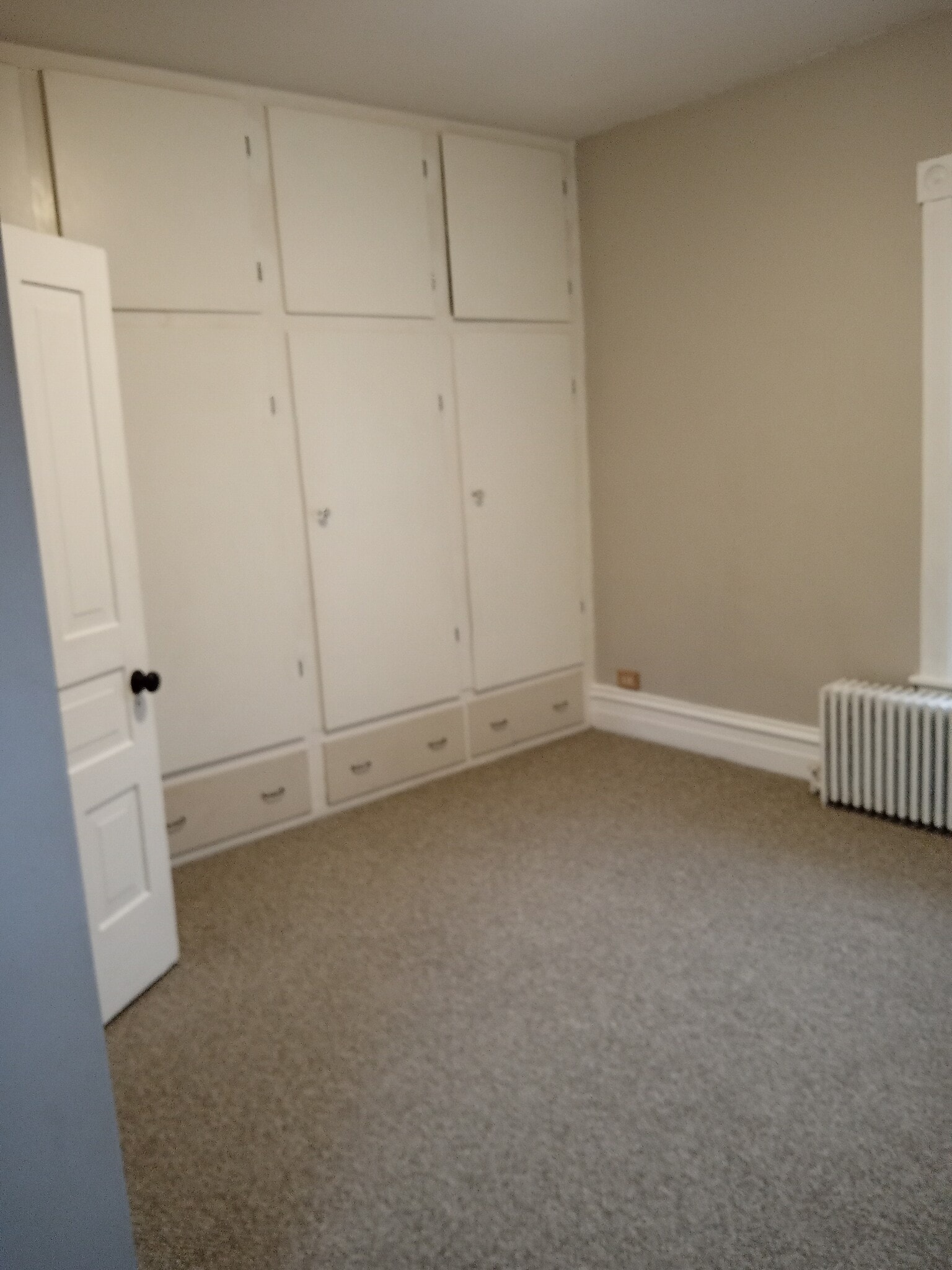 Building Photo - 1261 Bloomer Rd