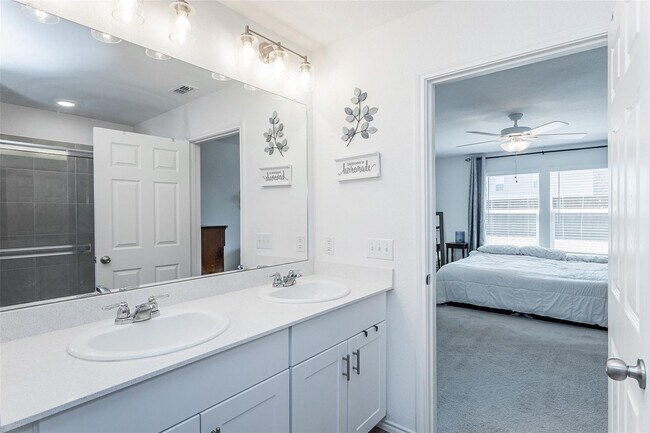 Building Photo - 2023 built Sweet Home! 4bd & 3 bth